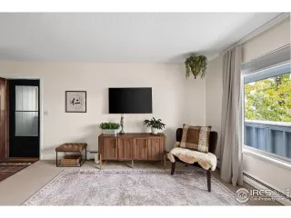 Photo #3: 1025729 Listing