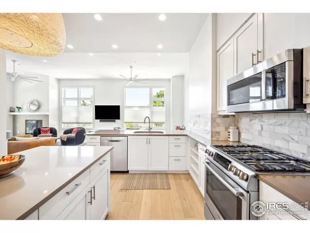 MLS: 1025765 Condo For Sale