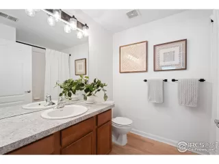 Photo #5: 1025770 Listing