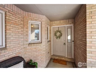 Photo #4: 1025804 Listing