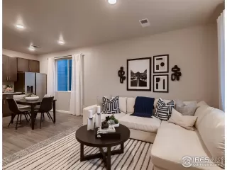 Photo #2: 1025877 Listing