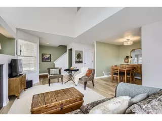 Photo #6: 1025894 Listing