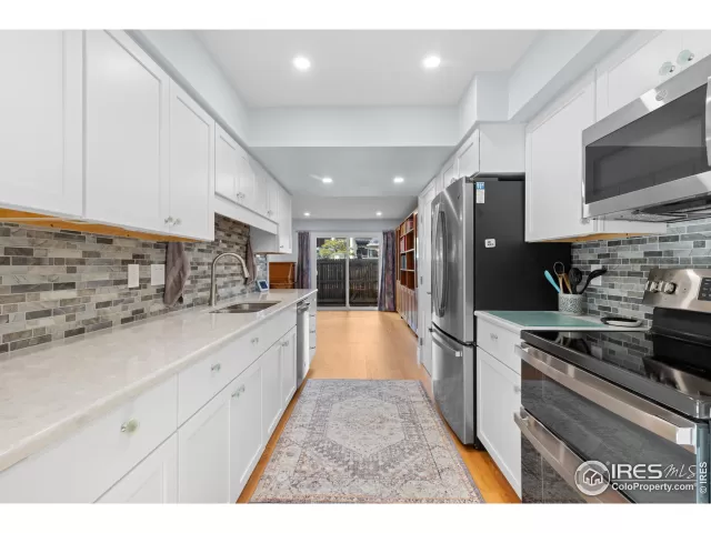 MLS: 1026024 Condo For Sale