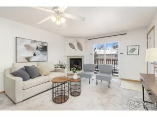 Photo #5: 1026044 Listing