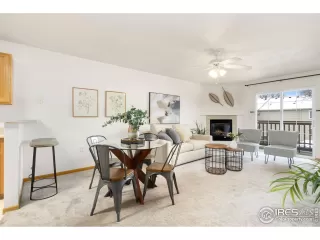 Photo #6: 1026044 Listing