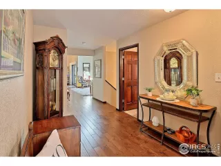 Photo #4: 1026066 Listing