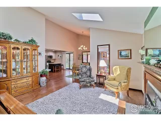 Photo #6: 1026066 Listing