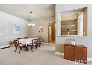 Photo #5: 1026090 Listing 