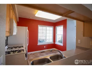 Photo #4: 1026106 Listing 