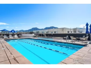 Photo #2: 1026152 Listing