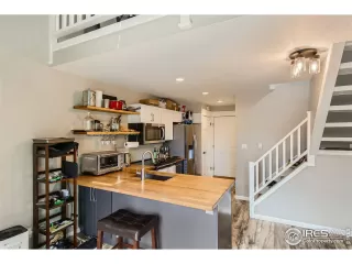 Photo #4: 1026176 Listing 