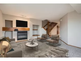 Photo #4: 1026189 Listing