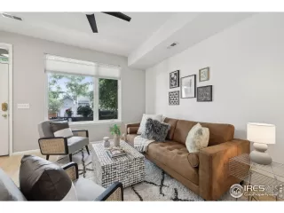 Photo #4: 1026200 Listing 