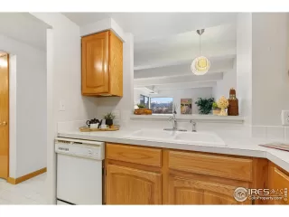 Photo #4: 1026293 Listing