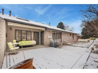 Photo #1: 1026338 Listing