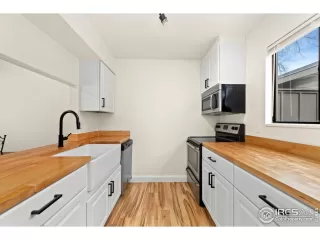 Photo #4: 1026398 Listing 