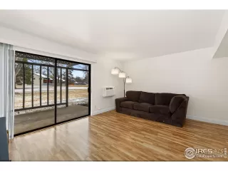 Photo #6: 1026398 Listing 