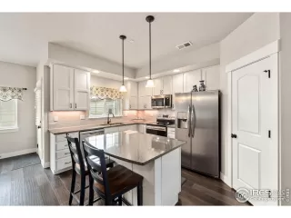 Photo #1: 1026447 Listing