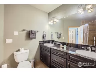 Photo #4: 1026580 Listing