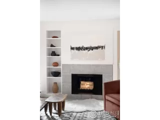 Photo #6: 1026619 Listing