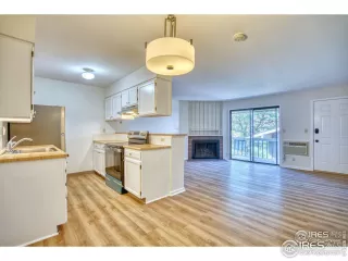 Photo #3: 1026647 Listing