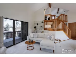 Photo #4: 1026699 Listing 