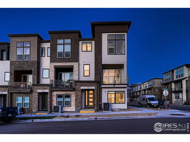 MLS: 1026711 Condo For Sale