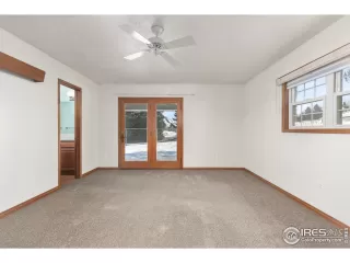 Photo #5: 1026733 Listing