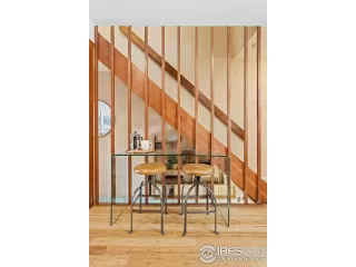 Photo #5: 1026740 Listing