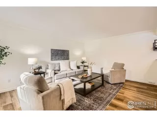 Photo #2: 1026809 Listing 