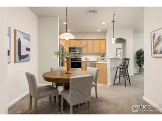 Photo #4: 1026819 Listing