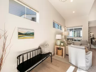 Photo #3: 1026854 Listing