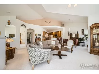 Photo #4: 1026859 Listing