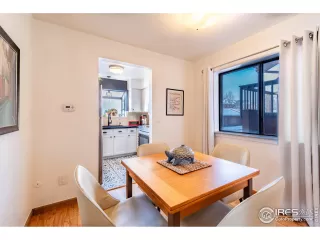 Photo #4: 1026897 Listing