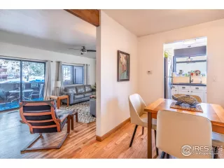 Photo #5: 1026897 Listing