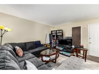 Photo #2: 1027171 Listing