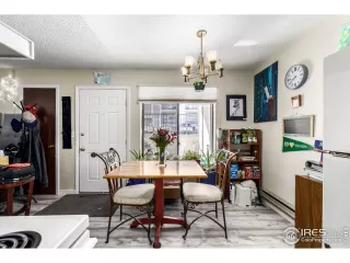 Photo #5: 1027171 Listing