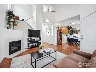 Photo #1: 1027198 Listing