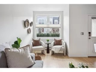 Photo #5: 1027307 Listing 