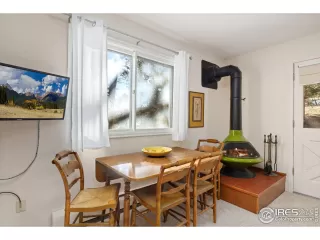 Photo #5: 1027340 Listing