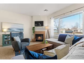 Photo #3: 1027386 Listing