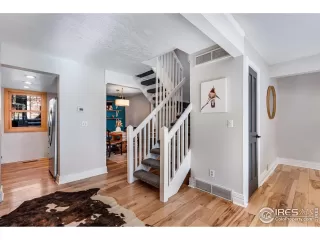 Photo #6: 1027443 Listing