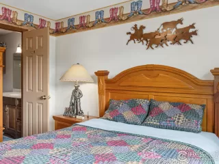 Photo #3: 1027487 Listing