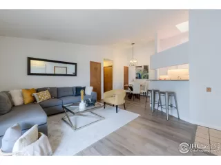 Photo #6: 1027557 Listing 