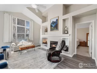 Photo #2: 1027559 Listing