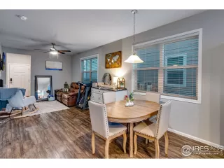 Photo #4: 1027642 Listing