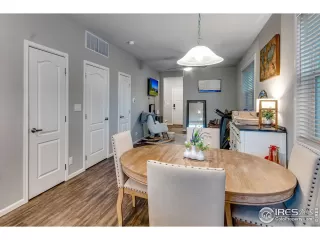 Photo #6: 1027642 Listing