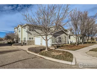 Photo #1: 1027748 Listing