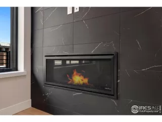 Photo #5: 1027763 Listing