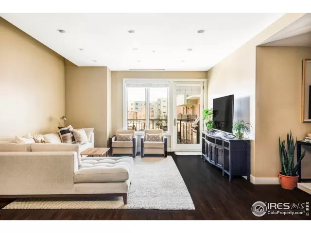 MLS: 1027765 Condo For Sale